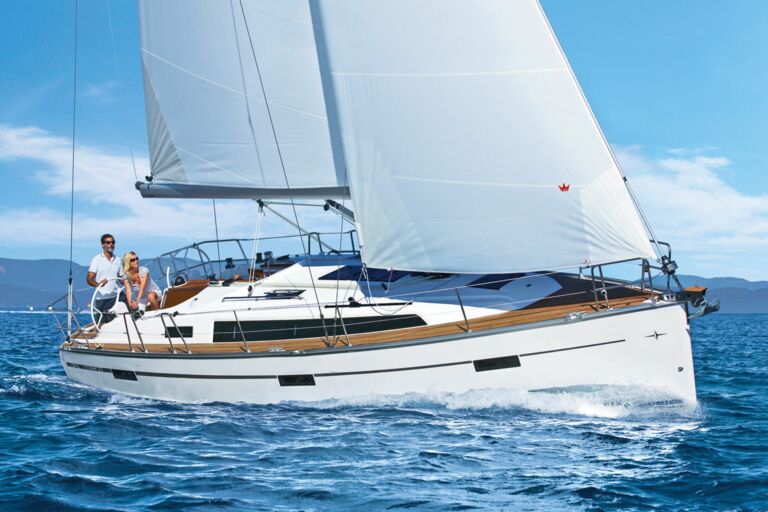 Neue Bavaria cruiser 37 ab 2024 bei 1. Klasse Yachten