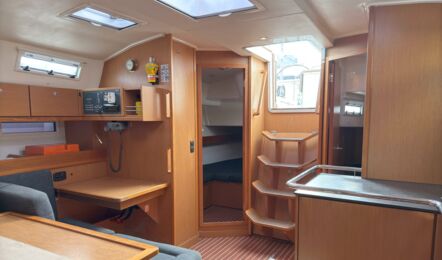 Bavaria-cruiser-45-innenaufnahme-04