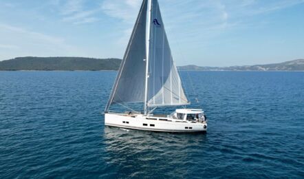 Hanse-588-aussenaufnahme-07