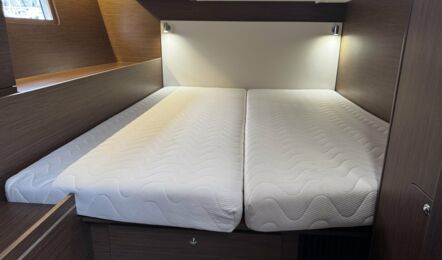 Oceanis-51-1-innenaufnahme-06