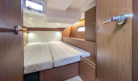 Oceanis-51-1-innenaufnahme-09