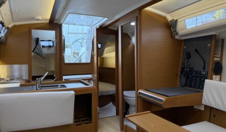 Sun-odyssey-349-innenaufnahme-03