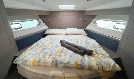 Vorschiffskabine Innenaufnahme der Beneteau GT 45 Pandora in Can Pastilla auf Mallorca