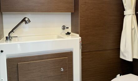 Oceanis-37-1-innenaufnahme-11