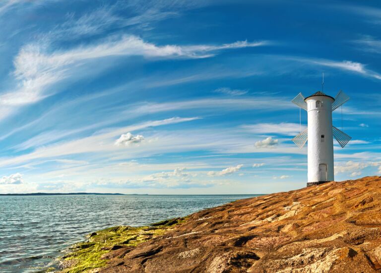 Yachtcharter Greifswald - Hier finden Sie Info zum Segelrevier und tolle Törnvorschläge ab Greifswald