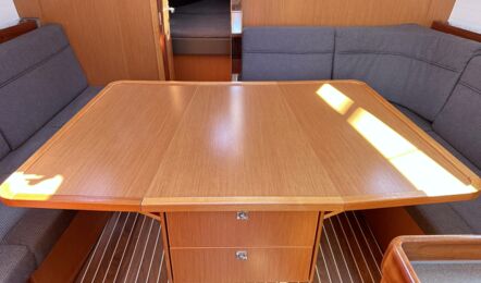 Bavaria-cruiser-37-innenaufnahme-12