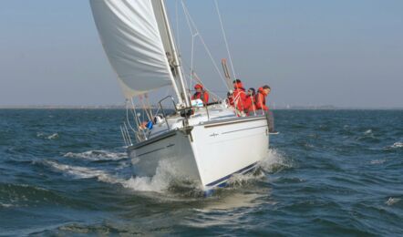 Bavaria-38-cruiser-aussenaufnahme-11