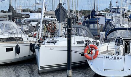 Bug Aussenaufnahme der Hanse 348 "Nalani" in Heiligenhafen