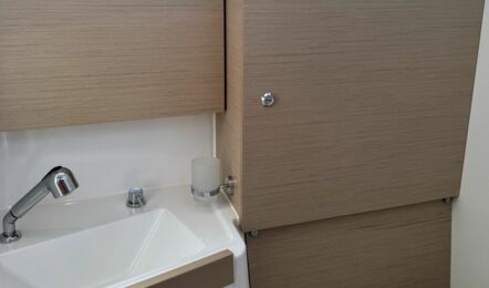 Oceanis-38-1-2-innenaufnahme-07