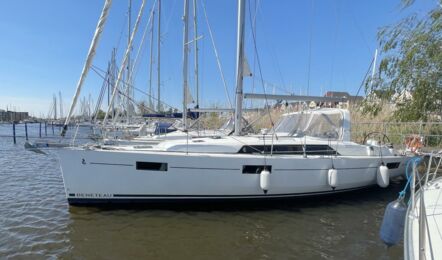 Oceanis-41-1-aussenaufnahme-01