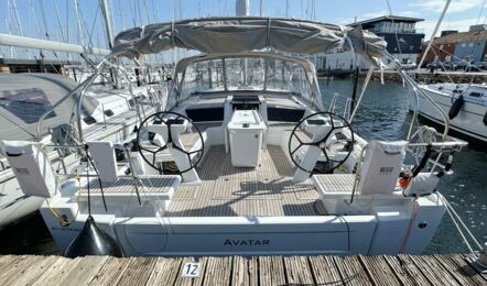 Oceanis-46-1-aussenaufnahme-02