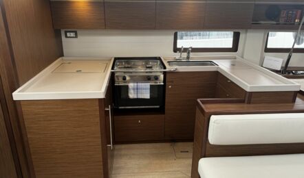 Oceanis-51-1-innenaufnahme-10