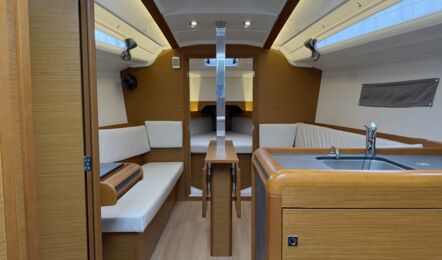 Sun-odyssey-349-innenaufnahme-01