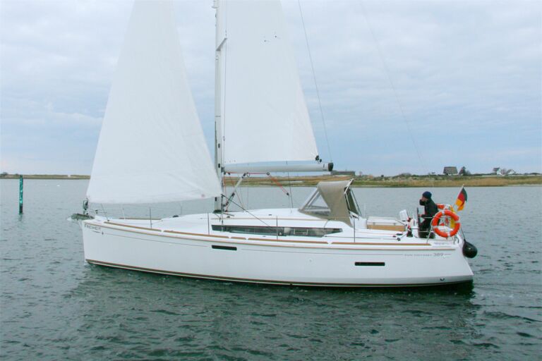 Sun Odyssey 389 „Freiheit“ ab 2026 in Heiligenhafen
