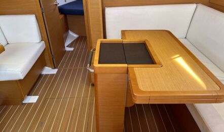 Sun-odyssey-409-innenaufnahme-13