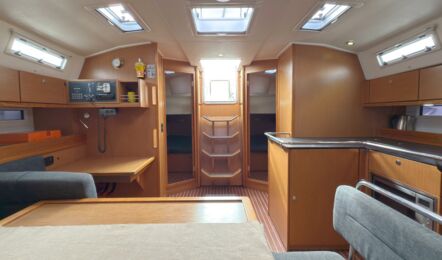 Bavaria-cruiser-45-innenaufnahme-02
