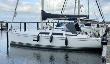 Backbord Aussenaufnahme der Hanse 348 "Nalani" in Heiligenhafen