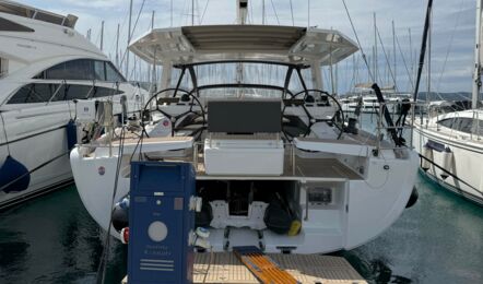 Hanse-588-aussenaufnahme-02