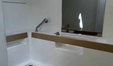 Oceanis-38-1-2-innenaufnahme-08