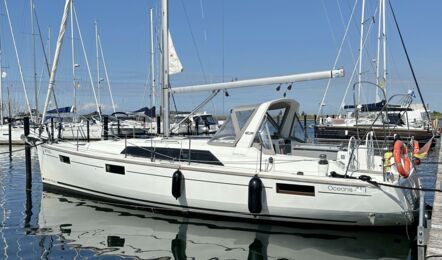 Oceanis-41-1-aussenaufnahme-03