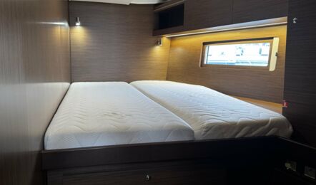 Oceanis-51-1-innenaufnahme-05