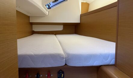 Sun-odyssey-349-innenaufnahme-05