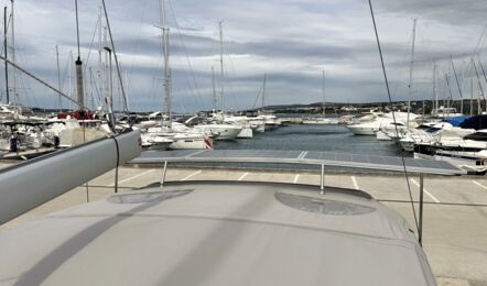 Oceanis-46-1-aussenaufnahme-09