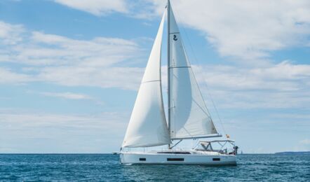 Oceanis-46-1-aussenaufnahme-10