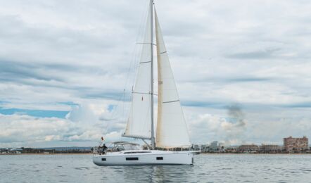 Oceanis-51-1-aussenaufnahme-07