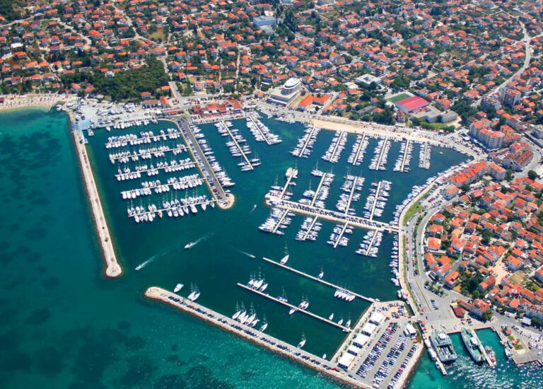 Yachtcharter Kroatien ab Biograd mit 1. Klasse Yachten