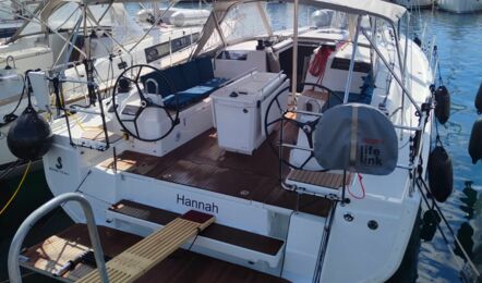 Oceanis-40-1-aussenaufnahme-03