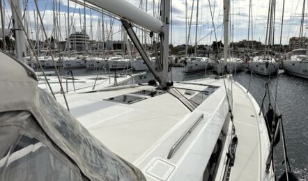 Oceanis-46-1-aussenaufnahme-08