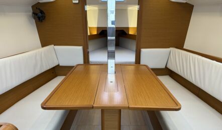 Sun-odyssey-349-innenaufnahme-11