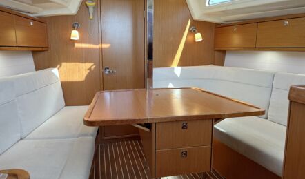 Bavaria-cruiser-34-innenaufnahme-10