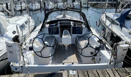 Heck Aussenaufnahme der Dufour 350 "Salt" in Heiligenhafen