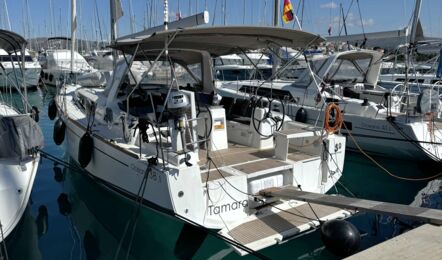 Oceanis-38-1-2-aussenaufnahme-03