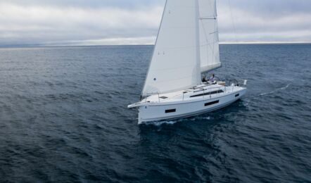 Oceanis-40-1-aussenaufnahme-12