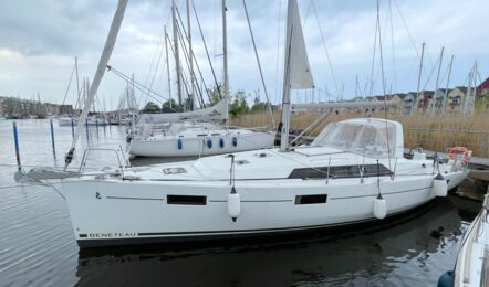 Oceanis-41-1-aussenaufnahme-06