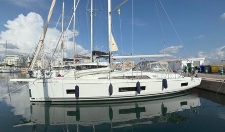Oceanis-46-1-aussenaufnahme-08