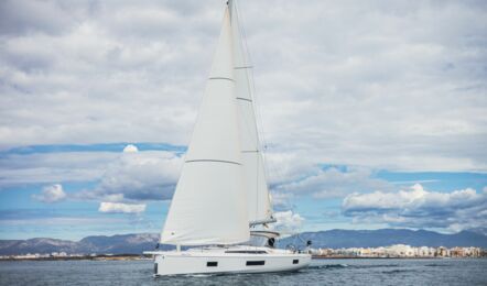 Oceanis-51-1-aussenaufnahme-03