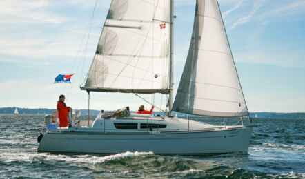 Sun-odyssey-30i-aussenaufnahme-08