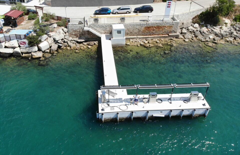 Yachtcharter Pula Tankstelle