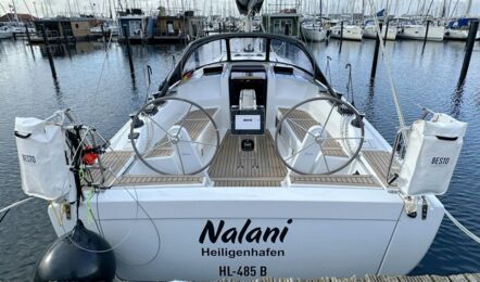 Cockpit Aussenaufnahme der Hanse 348 "Nalani" in Heiligenhafen