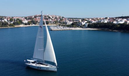 Hanse-588-aussenaufnahme-03