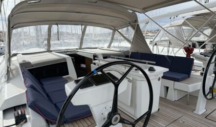 Oceanis-46-1-aussenaufnahme-05