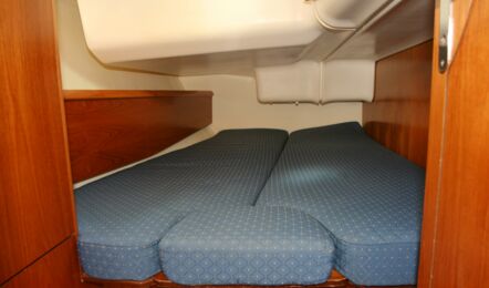 Bugkabine Innenaufnahme der Sun Odyssey 43 Baltic Sun in Flensburg
