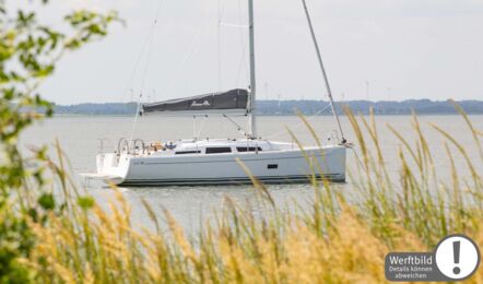Steuerbord Aussenaufnahme der Hanse 348 Nalani in Heiligenhafen