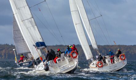 Oceanis-38-1-aussenaufnahme-08