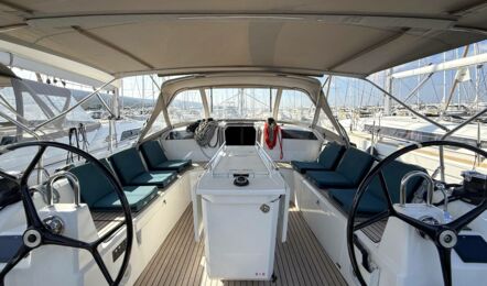 Oceanis-40-1-aussenaufnahme-04