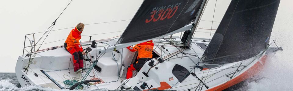 Heck Cockpit Aussenaufnahme einer Sun Fast 3300 in Heiligenhafen